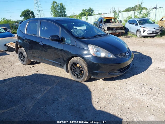 2013 Honda Fit Lx მანქანა იყიდება აუქციონზე, vin: LUCGE8H53D3008527, აუქციონის ნომერი: 12639187