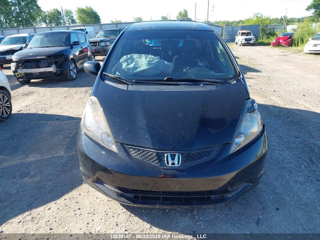2013 Honda Fit Lx მანქანა იყიდება აუქციონზე, vin: LUCGE8H53D3008527, აუქციონის ნომერი: 12639187