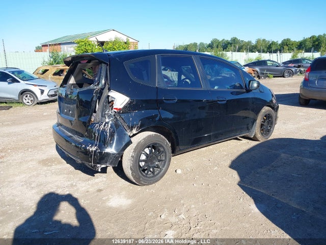 2013 Honda Fit Lx მანქანა იყიდება აუქციონზე, vin: LUCGE8H53D3008527, აუქციონის ნომერი: 12639187