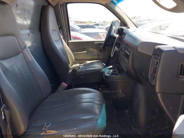 12639202 :رقم المزاد ، 1GCZGFBA1A1106335 vin ، 2010 Chevrolet Express G2500 مزاد بيع