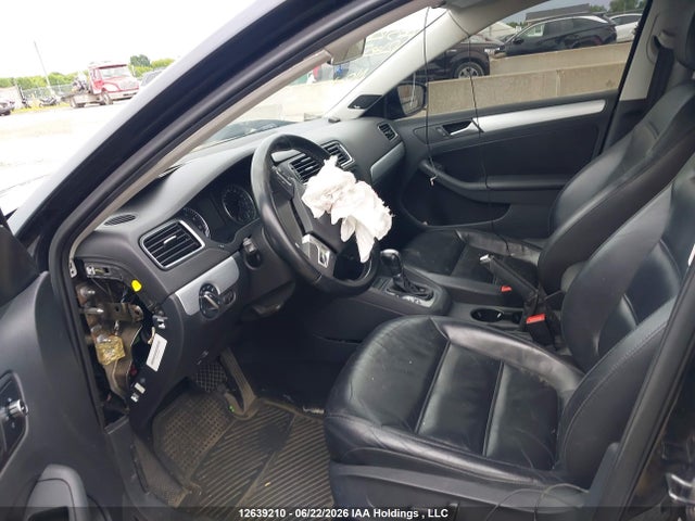 2013 Volkswagen Jetta Hybrid მანქანა იყიდება აუქციონზე, vin: 3VW637AJ5DM240307, აუქციონის ნომერი: 12639210