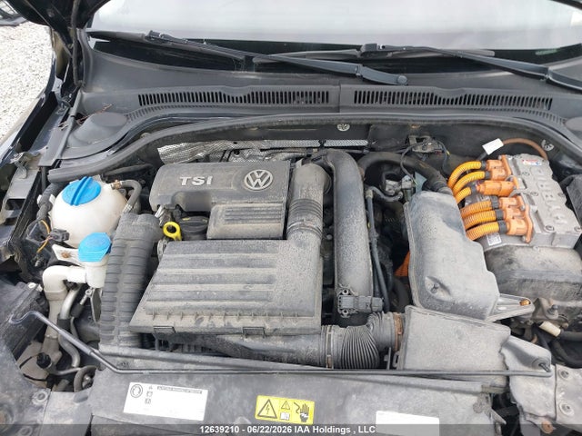2013 Volkswagen Jetta Hybrid მანქანა იყიდება აუქციონზე, vin: 3VW637AJ5DM240307, აუქციონის ნომერი: 12639210