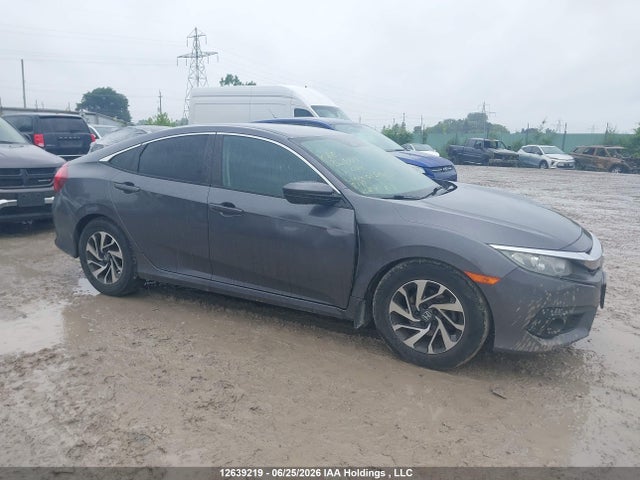 Honda Civic Lx 2018 2HGFC2F65JH013740 Image 16