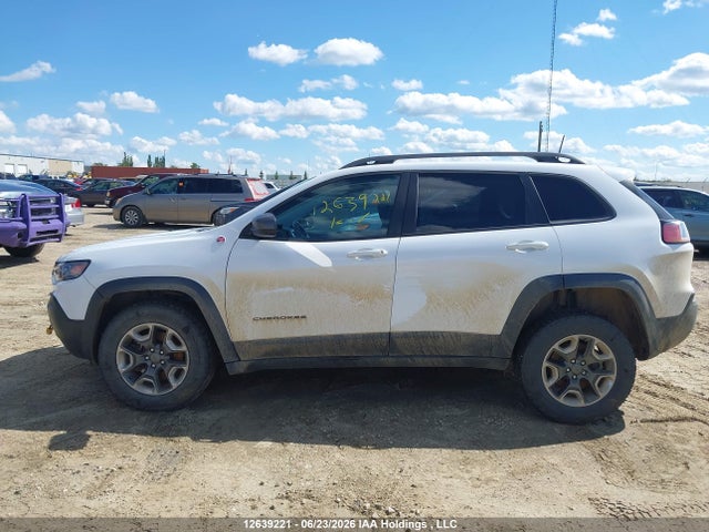 12639221 :رقم المزاد ، 1C4PJMBX1KD278981 vin ، 2019 Jeep Cherokee Trailhawk مزاد بيع