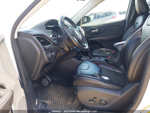 12639221 :رقم المزاد ، 1C4PJMBX1KD278981 vin ، 2019 Jeep Cherokee Trailhawk مزاد بيع