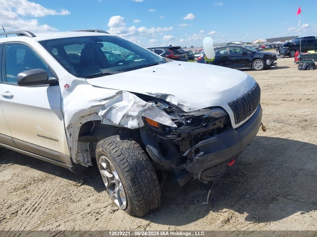 12639221 :رقم المزاد ، 1C4PJMBX1KD278981 vin ، 2019 Jeep Cherokee Trailhawk مزاد بيع