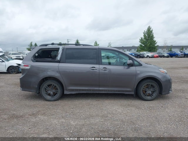 2019 Toyota Sienna Se/se Premium მანქანა იყიდება აუქციონზე, vin: 5TDEZ3DC9KS211490, აუქციონის ნომერი: 12639230