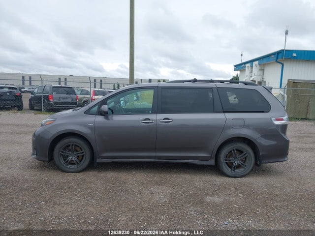 2019 Toyota Sienna Se/se Premium მანქანა იყიდება აუქციონზე, vin: 5TDEZ3DC9KS211490, აუქციონის ნომერი: 12639230