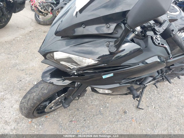 Kawasaki Ex650 F 2019 JKAEXEK13KDA33068 Image 16