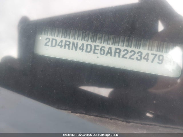 12639263 :رقم المزاد ، 2D4RN4DE6AR223479 vin ، 2010 Dodge Grand Caravan مزاد بيع