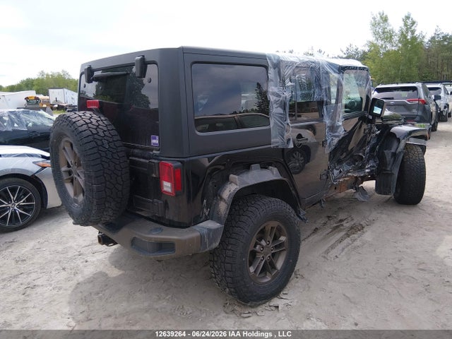 1C4BJWEG5GL332524 Jeep Wrangler Unlimited Sahara