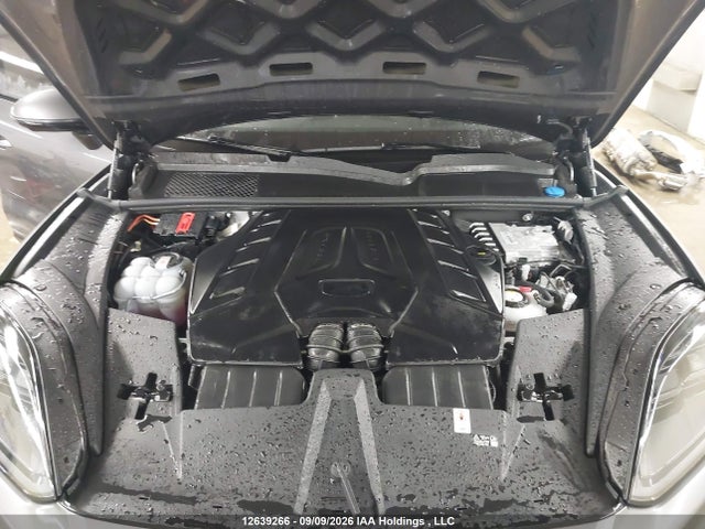 WP1AM2AY4TDA30008 Porsche Cayenne E-hybrid Turbo