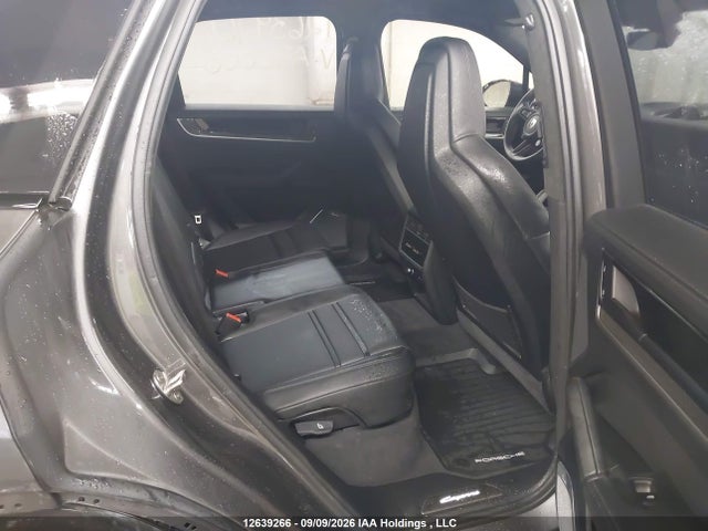 WP1AM2AY4TDA30008 Porsche Cayenne E-hybrid Turbo