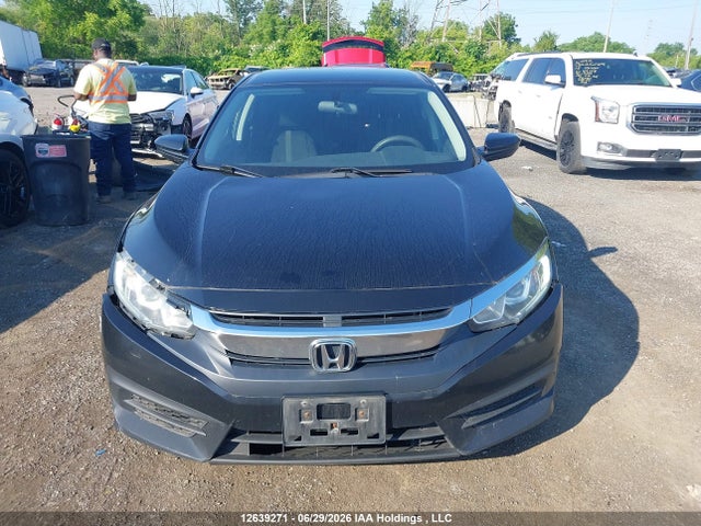 Aukcja sprzedaży 2018 Honda Civic, vin: 2HGFC2F57JH028358, numer aukcji: 12639271