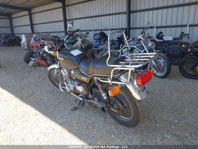 12639303 :رقم المزاد ، RC012113091 vin ، 1980 Honda Cb750 مزاد بيع