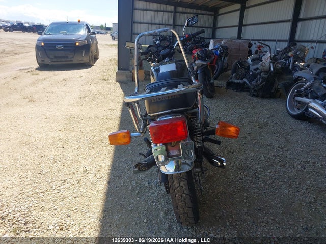 12639303 :رقم المزاد ، RC012113091 vin ، 1980 Honda Cb750 مزاد بيع