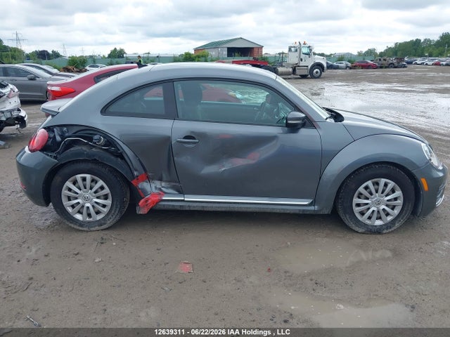 3VWJ17AT4HM618849 Volkswagen Beetle 1.8 Tsi Classic/1.8 Tsi Pink Edition/1.8 Tsi Trendline