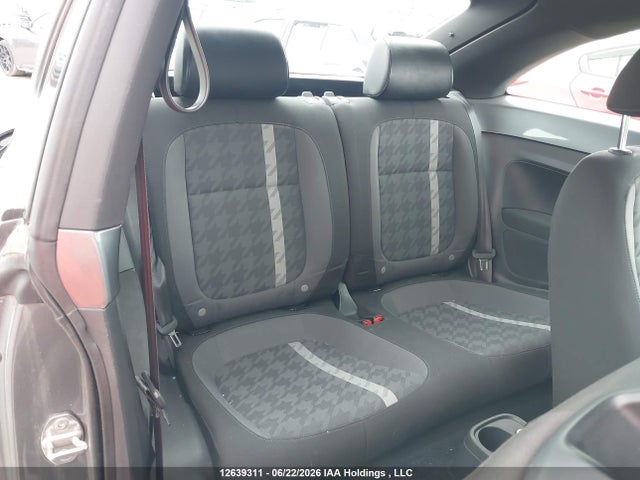 3VWJ17AT4HM618849 Volkswagen Beetle 1.8 Tsi Classic/1.8 Tsi Pink Edition/1.8 Tsi Trendline
