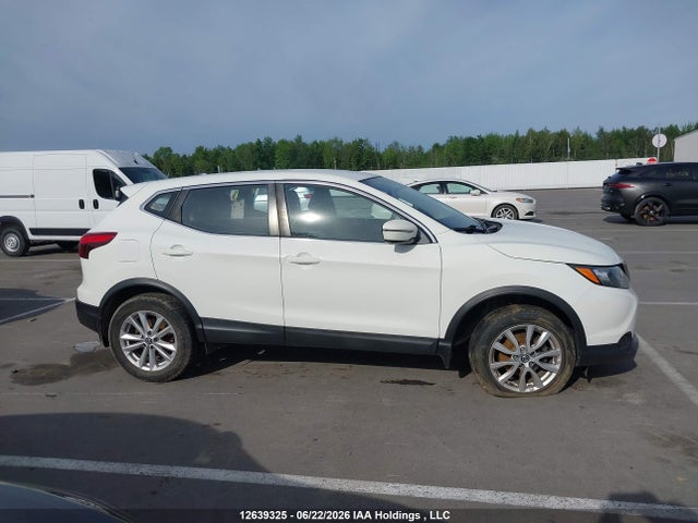 12639325 :رقم المزاد ، JN1BJ1CP5KW229748 vin ، 2019 Nissan Rogue Sport S/sv/sl مزاد بيع