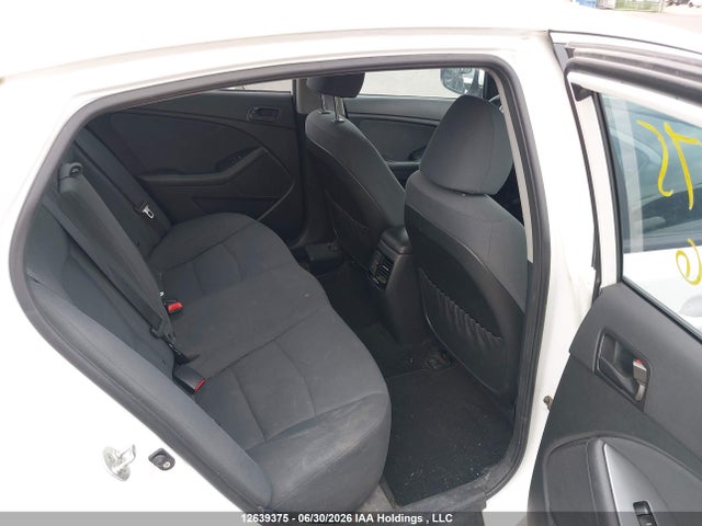 Продаж на аукціоні авто 2015 Kia Optima Lx, vin: KNAGM4A79F5625236, номер лоту: 12639375