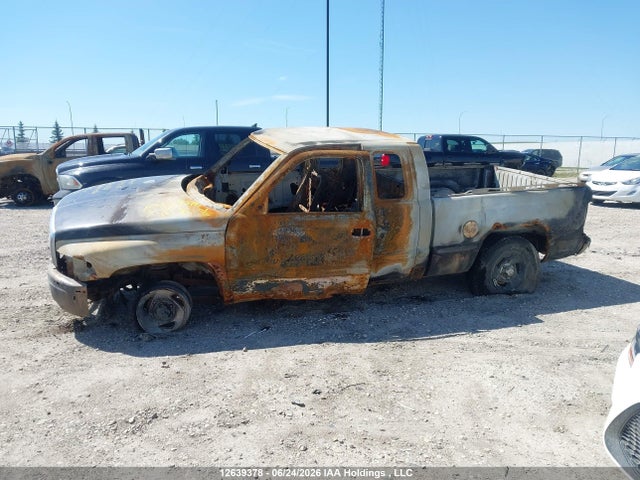 12639378 :رقم المزاد ، 1B7HF13Z0WJ200655 vin ، 1998 Dodge Ram 1500 مزاد بيع