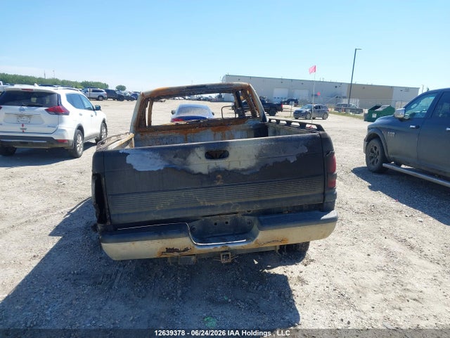 12639378 :رقم المزاد ، 1B7HF13Z0WJ200655 vin ، 1998 Dodge Ram 1500 مزاد بيع