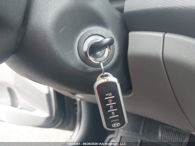 12639381 :رقم المزاد ، KMHCT4AE7CU118870 vin ، 2012 Hyundai Accent Gl مزاد بيع