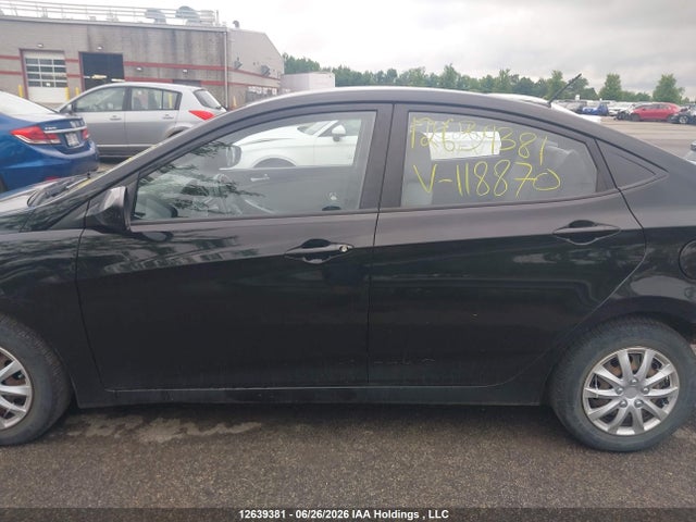 12639381 :رقم المزاد ، KMHCT4AE7CU118870 vin ، 2012 Hyundai Accent Gl مزاد بيع