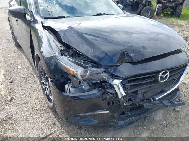 12639397 :رقم المزاد ، 3MZBN1W30JM167830 vin ، 2018 Mazda 3 Grand Touring مزاد بيع