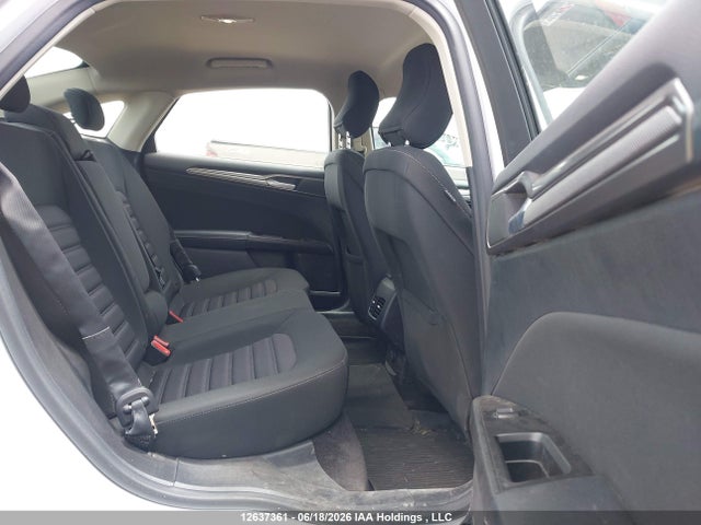 12637361 :رقم المزاد ، 3FA6P0H77HR106289 vin ، 2017 Ford Fusion Se مزاد بيع