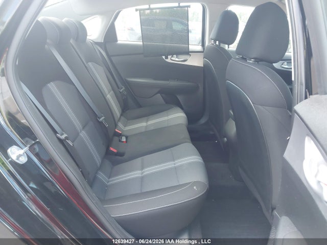 KIA FORTE LX 2022 3KPF24AD1NE489925 Image 8