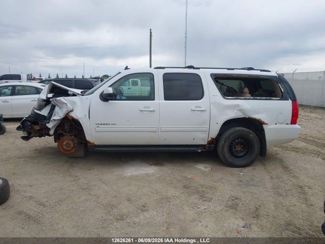 2010 Gmc Yukon Xl 1500 Slt მანქანა იყიდება აუქციონზე, vin: 1GKUKKE32AR205038, აუქციონის ნომერი: 12626261