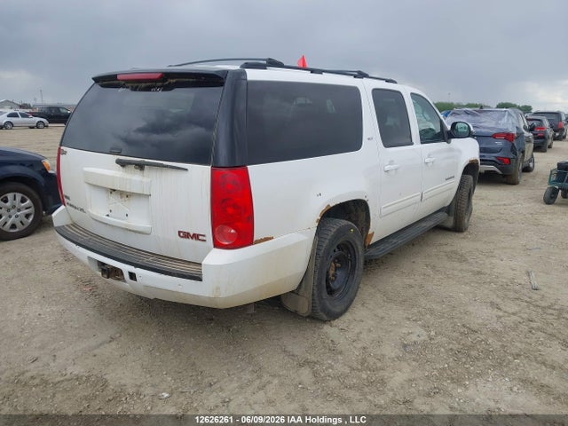 2010 Gmc Yukon Xl 1500 Slt მანქანა იყიდება აუქციონზე, vin: 1GKUKKE32AR205038, აუქციონის ნომერი: 12626261