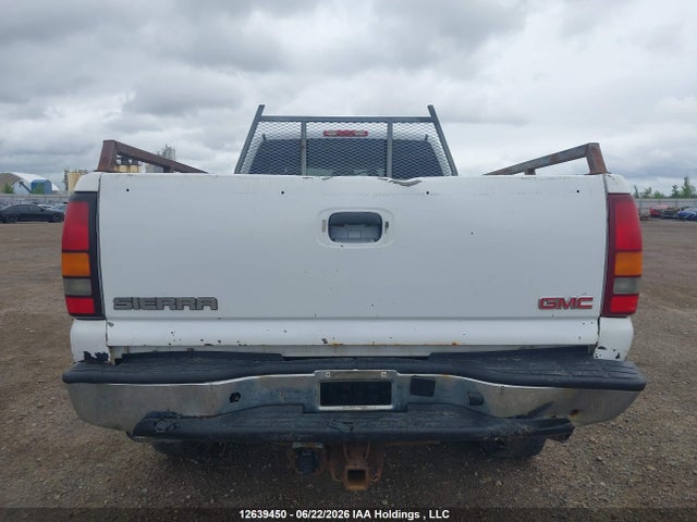 12639450 :رقم المزاد ، 1GTHK39U76E106008 vin ، 2006 Gmc New Sierra K3500 مزاد بيع
