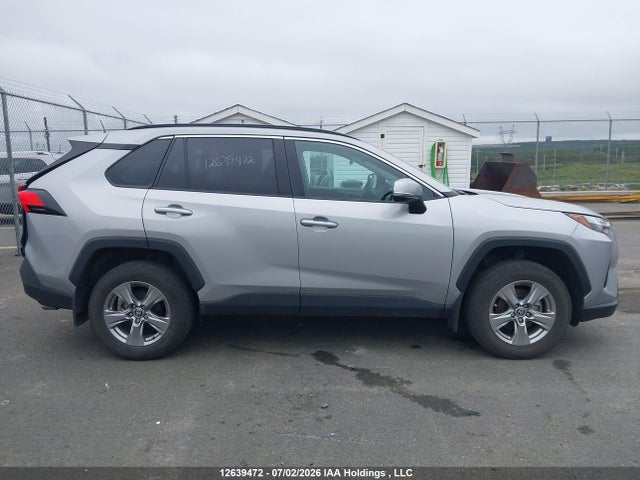 2025 Toyota Rav4 Xle/xle Premium მანქანა იყიდება აუქციონზე, vin: 2T3R1RFV7SW548555, აუქციონის ნომერი: 12639472
