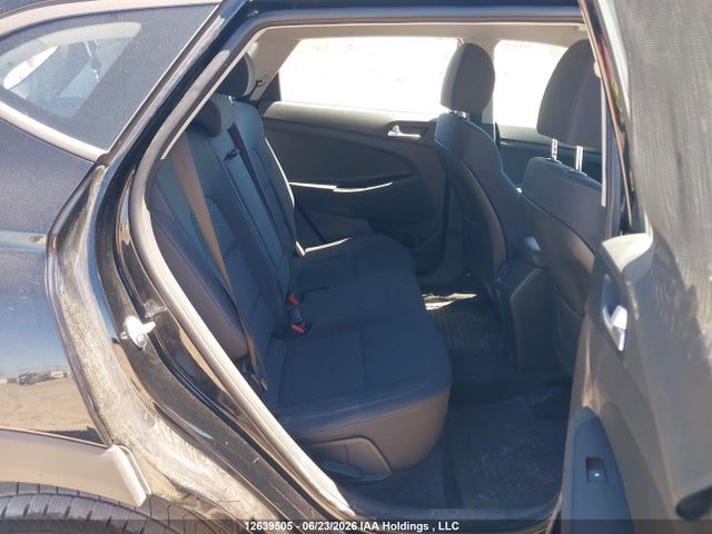 KM8J23A47KU991271 Hyundai TUCSON SE