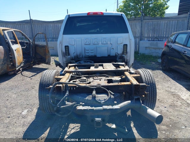 1GT42VCY2KF233744 GMC Sierra 3500hd Slt