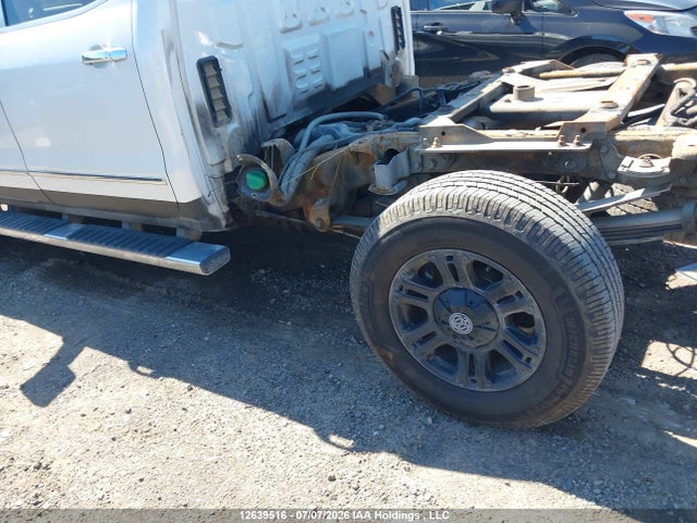 1GT42VCY2KF233744 GMC Sierra 3500hd Slt