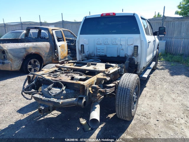 1GT42VCY2KF233744 GMC Sierra 3500hd Slt