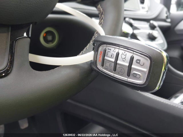 Aukcja sprzedaży 2025 Chrysler Pacifica Limited, vin: 2C4RC1GG4SR570776, numer aukcji: 12639532