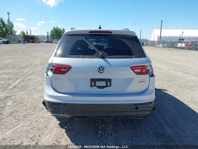 2018 Volkswagen Tiguan Se/sel მანქანა იყიდება აუქციონზე, vin: 3VV2B7AX4JM182003, აუქციონის ნომერი: 12639535