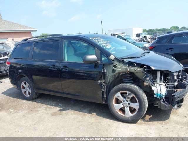 2011 Toyota Sienna Le მანქანა იყიდება აუქციონზე, vin: 5TDKK3DC3BS089989, აუქციონის ნომერი: 12639539