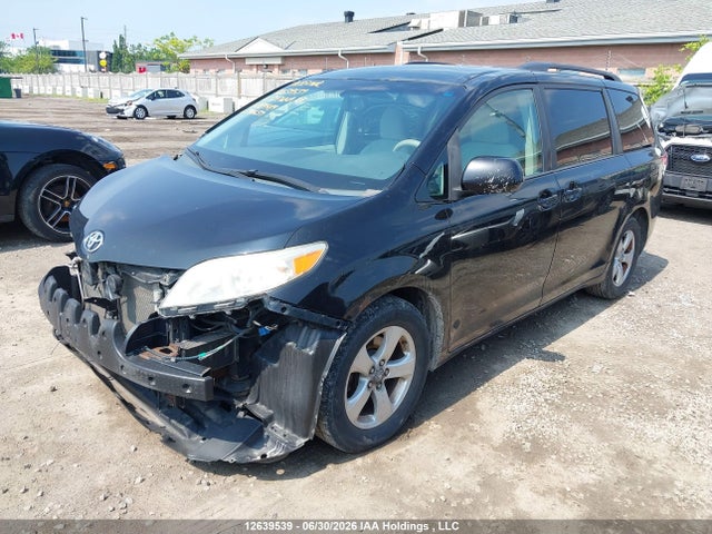 2011 Toyota Sienna Le მანქანა იყიდება აუქციონზე, vin: 5TDKK3DC3BS089989, აუქციონის ნომერი: 12639539