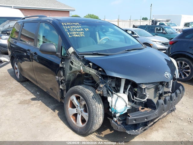 2011 Toyota Sienna Le მანქანა იყიდება აუქციონზე, vin: 5TDKK3DC3BS089989, აუქციონის ნომერი: 12639539