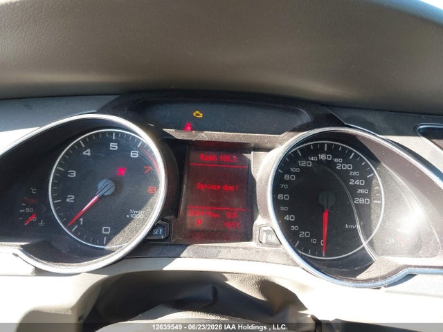 2010 Audi A5 Premium მანქანა იყიდება აუქციონზე, vin: WAUCFBFR7AA010806, აუქციონის ნომერი: 12639549