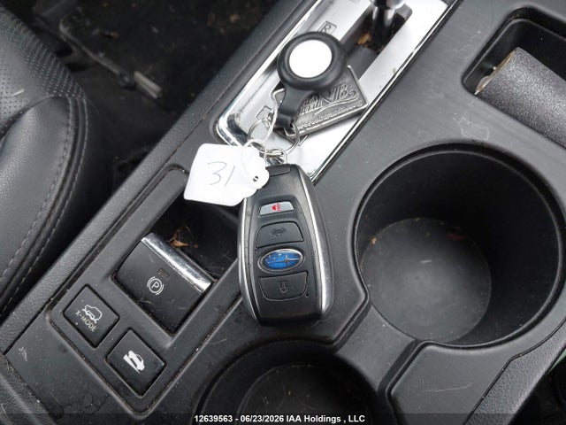 Subaru Outback 2.5i Limited Package 2016 4S4BSCNC4G3202741 Image 10