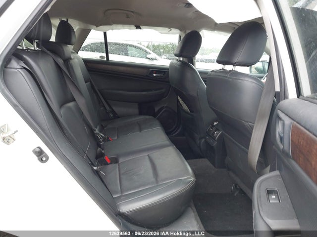 Subaru Outback 2.5i Limited Package 2016 4S4BSCNC4G3202741 Image 8