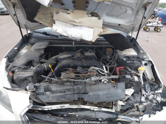 Subaru Outback 2.5i Limited Package 2016 4S4BSCNC4G3202741 Image 9