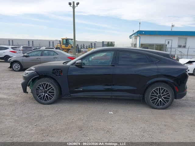 Ford Mustang Mach-e Premium 2025 3FMTK3SUXSMA20504 Image 14