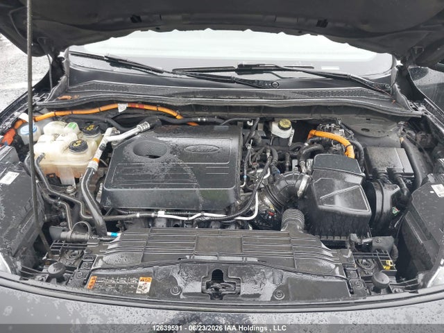 12639591 :رقم المزاد ، 1FMCU9DZ5LUA62971 vin ، 2020 Ford Escape Titanium Hybrid مزاد بيع